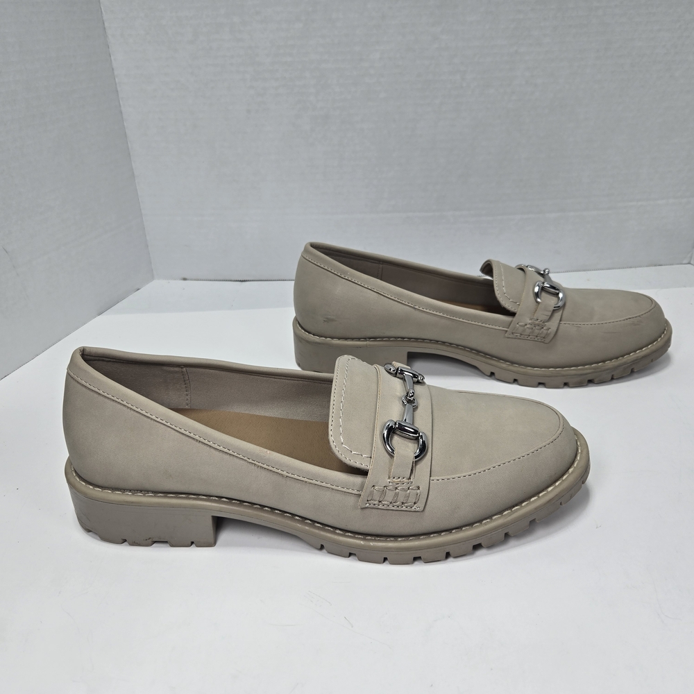 Dolce Vita Claudia Chunky Beige Horsebit Penny Loafers w/ Silver Accent Size 10 - Picture 2 of 14